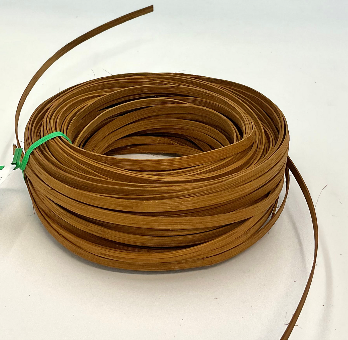 Golden Brown - 1/4" Flat - Dyed Reed (1/4 lb coil)