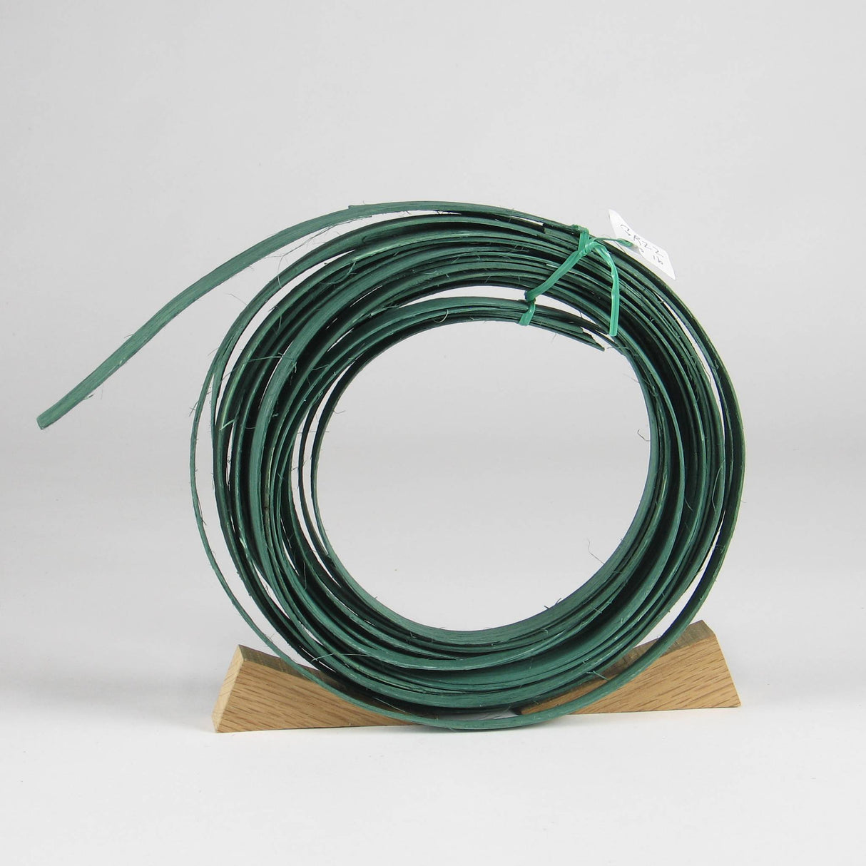 Apple Green - 1/2" Flat (0.25 lb. bundle)