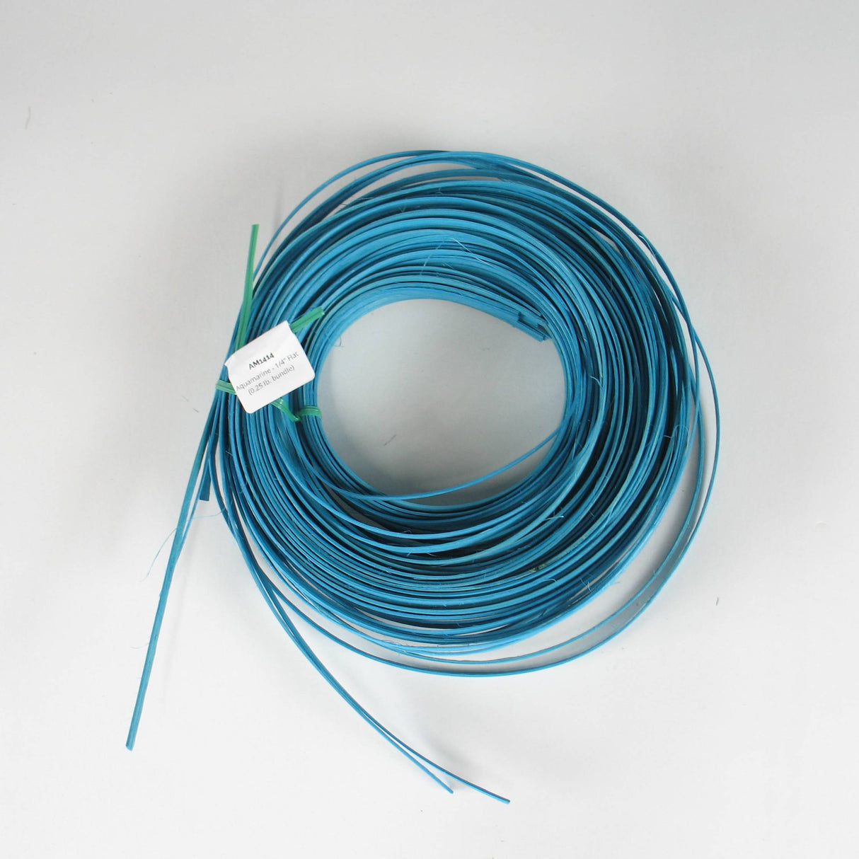Aquamarine - 1/4" Flat (0.25 lb. bundle)