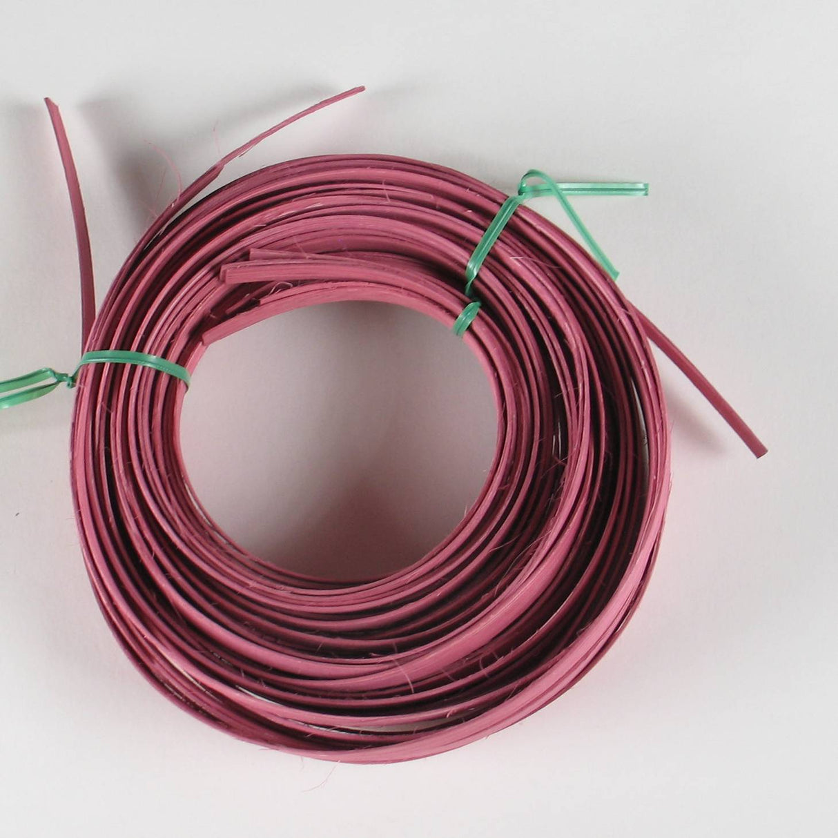 Dusty Rose - 3/8" Flat (0.25 lb. bundle)
