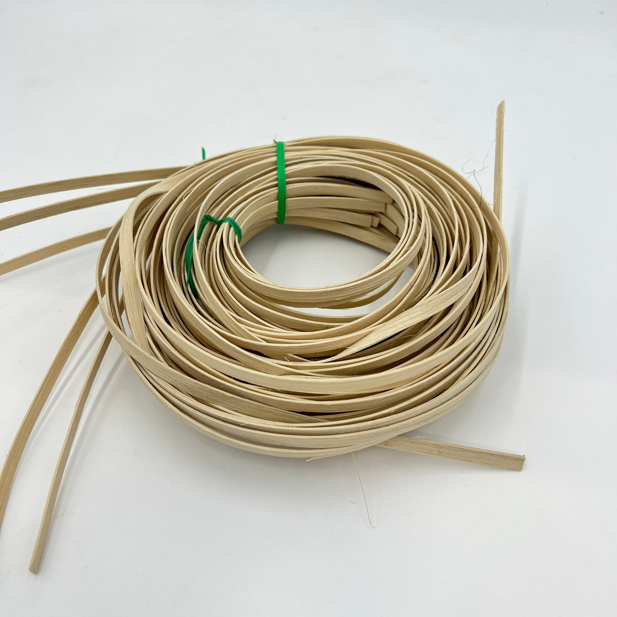 Ecru - 1/4" Flat - Dyed Reed (1/4 lb coil)