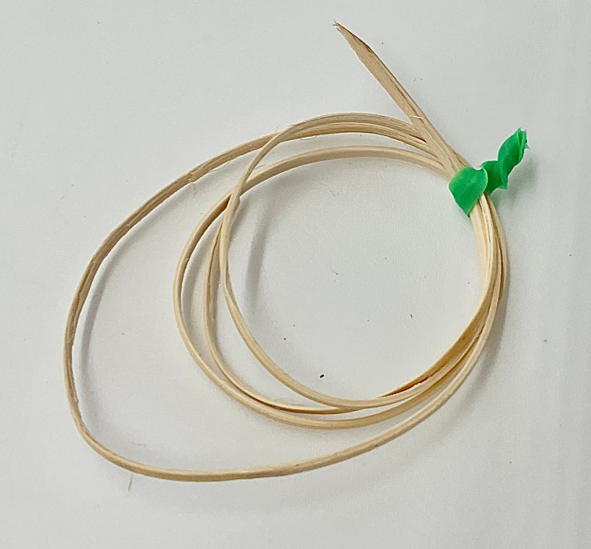 per foot - Carriage Fine Cane 1.5 - 1.75 mm - sold by the foot