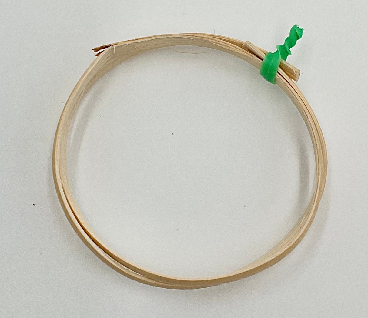 per foot - Narrow Medium Cane 2.75 mm - sold by the foot