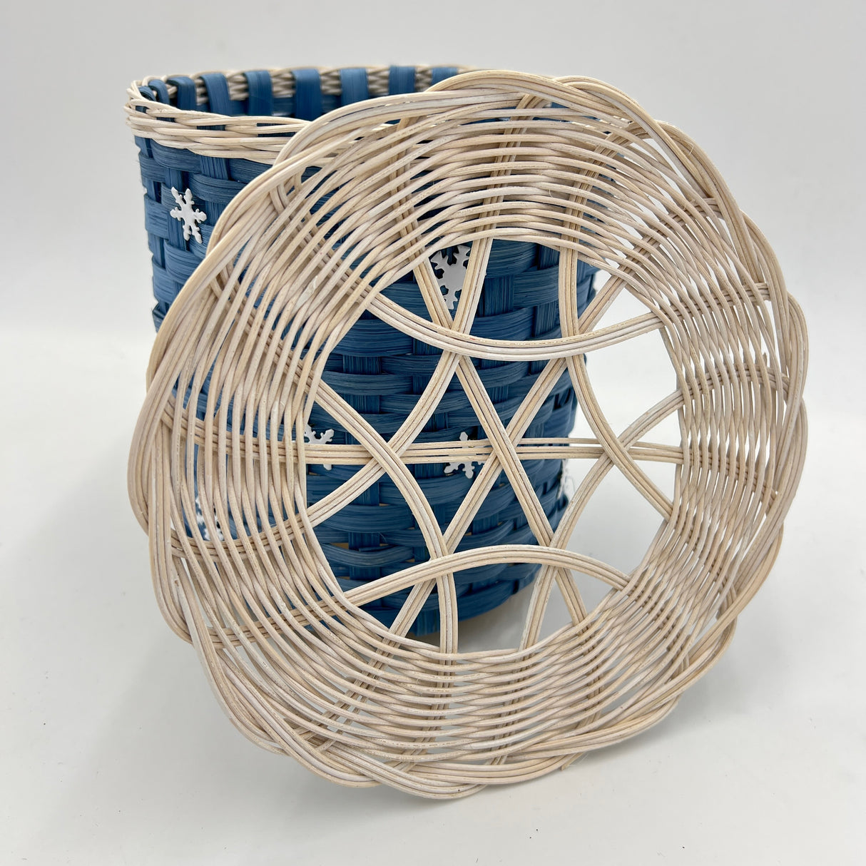 Winter Wonder Basket Kit