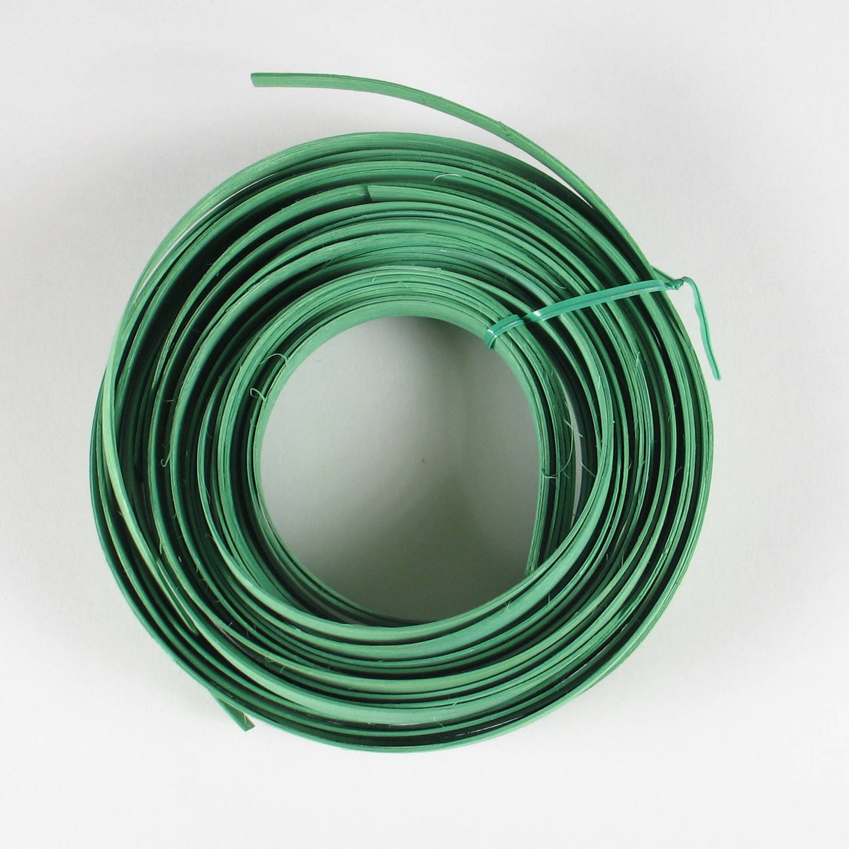 Kelly Green - 1/2" Flat (0.25 lb. bundle)