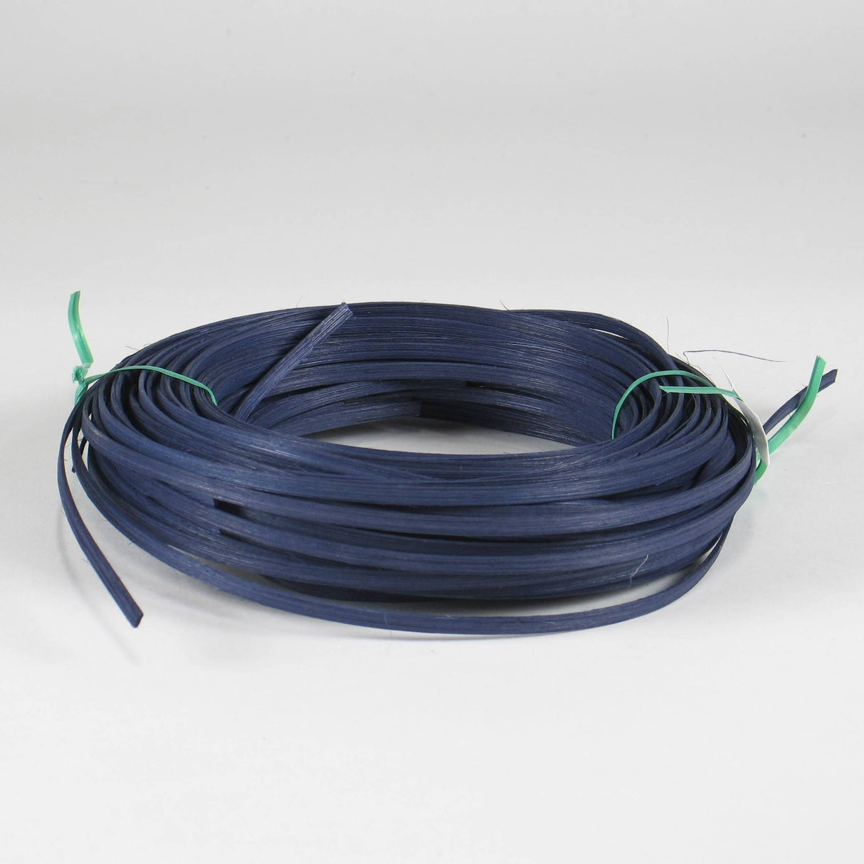 Navy - 1/4" Flat (0.25 lb. bundle)