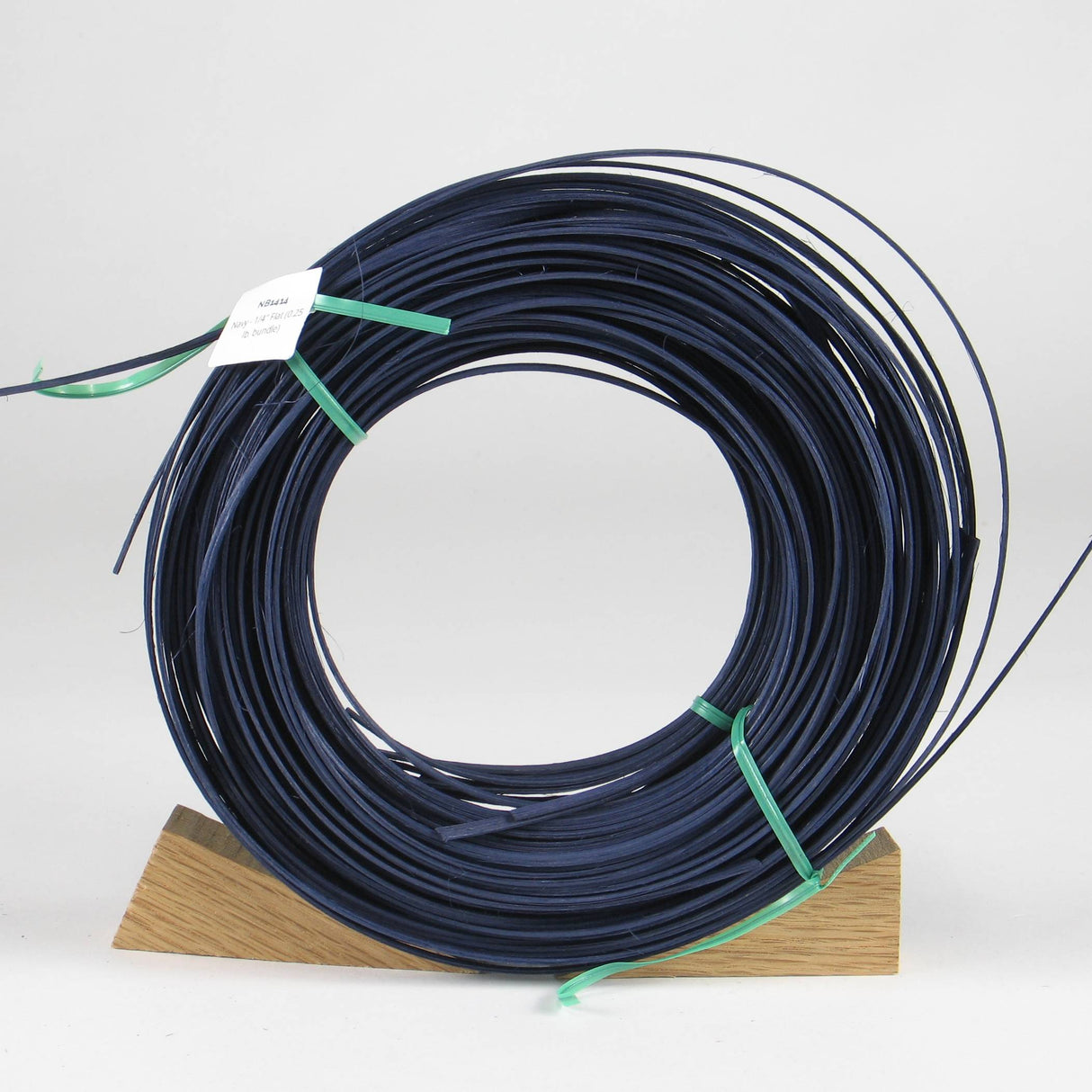 Navy - 1/4" Flat (0.25 lb. bundle)