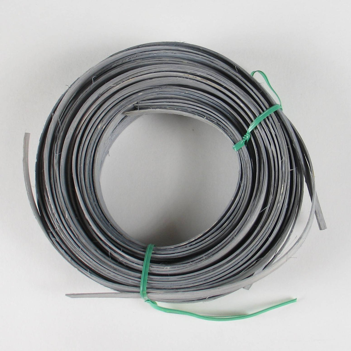 Pearl Gray - 3/8" Flat (0.25 lb. bundle)