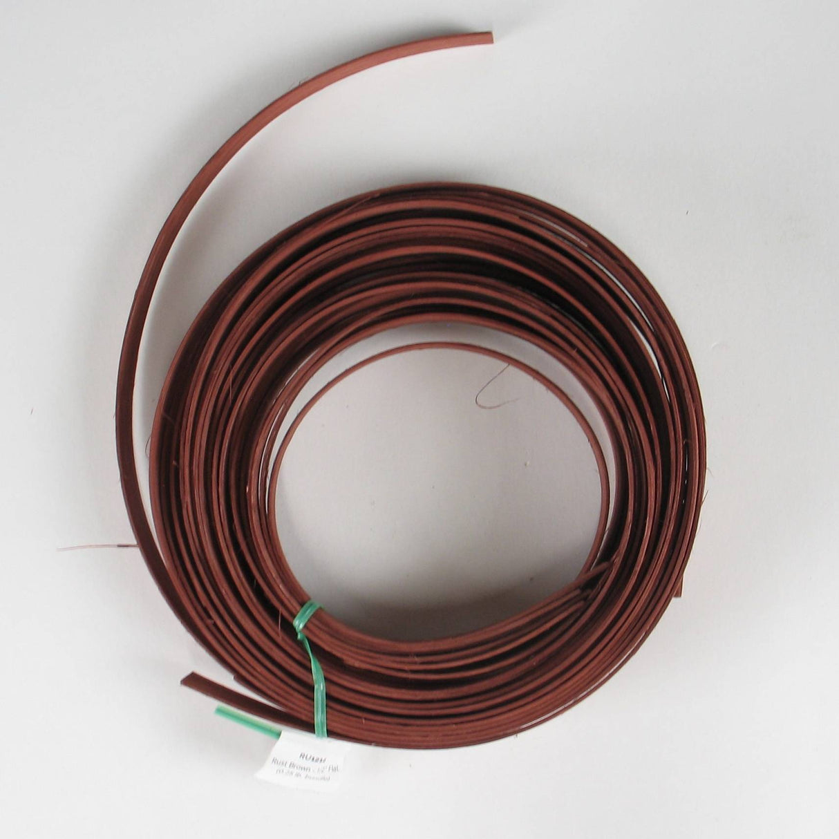 Rust Brown - 1/2" Flat (0.25 lb. bundle)