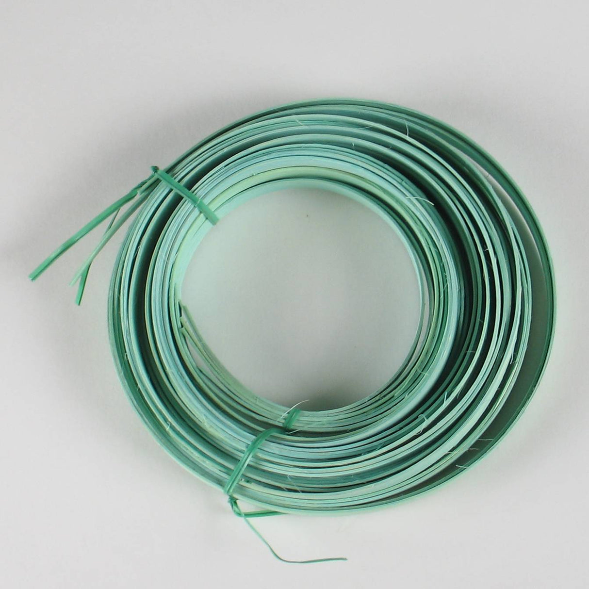 Sea Glass - 1/2" Flat (0.25 lb. bundle)