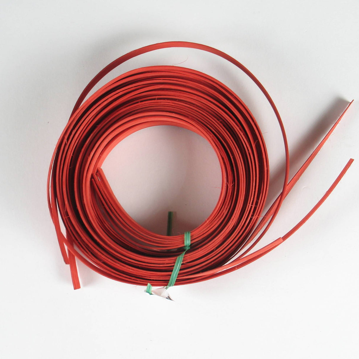 Tomato Red - 3/8" Flat (0.25 lb. bundle)
