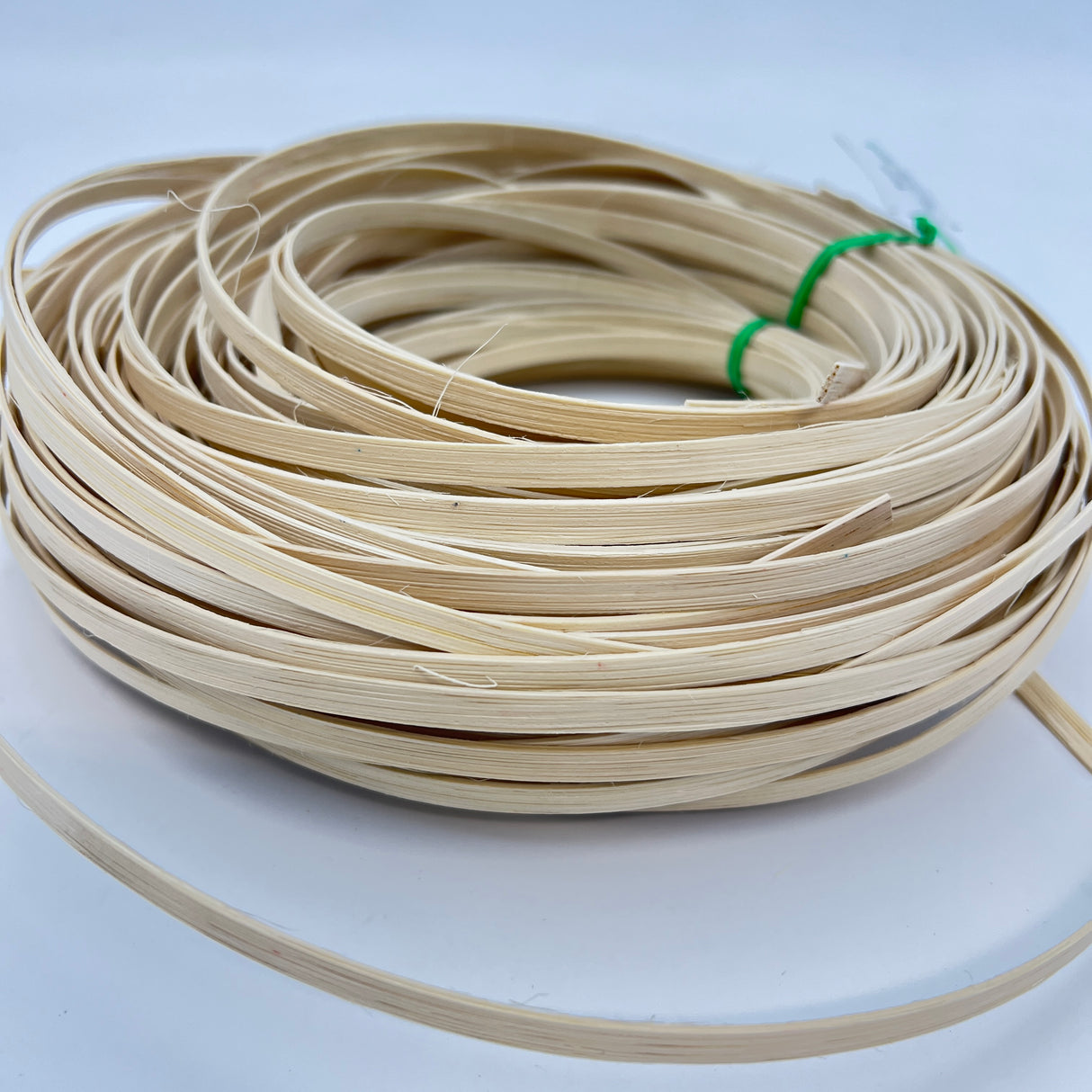 Ecru - 1/4" Flat - Dyed Reed (1/2 lb coil)