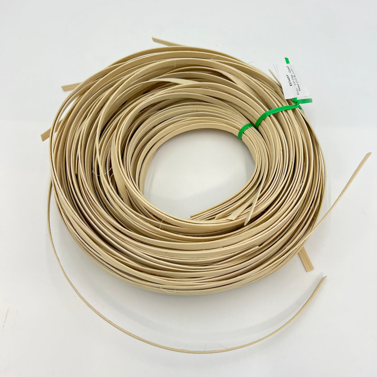 Ecru - 1/4" Flat - Dyed Reed (1/2 lb coil)