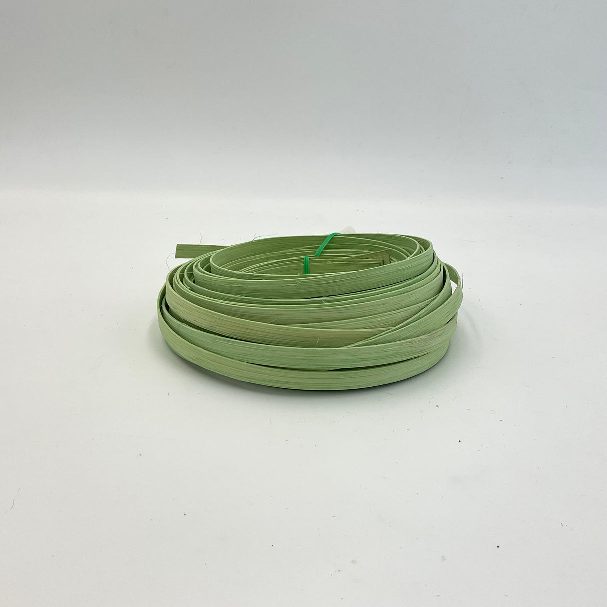 Celery - 1/2" Flat - Dyed Reed (1/4 lb coil)