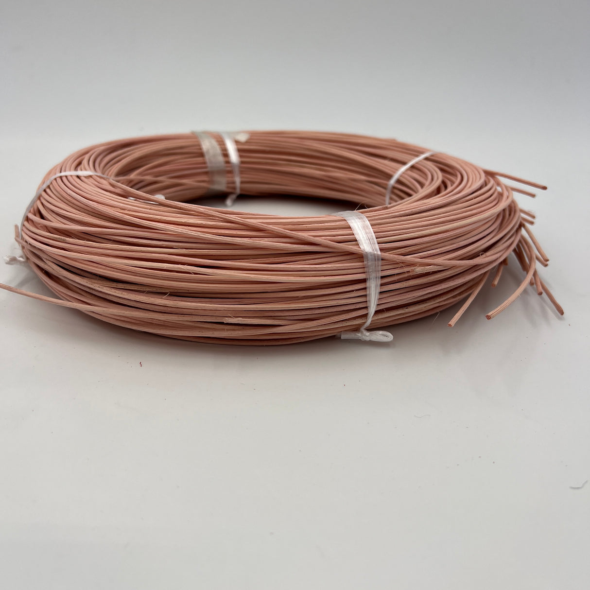 Quartz - #2 Round - Dyed Reed (1/2 lb coil)