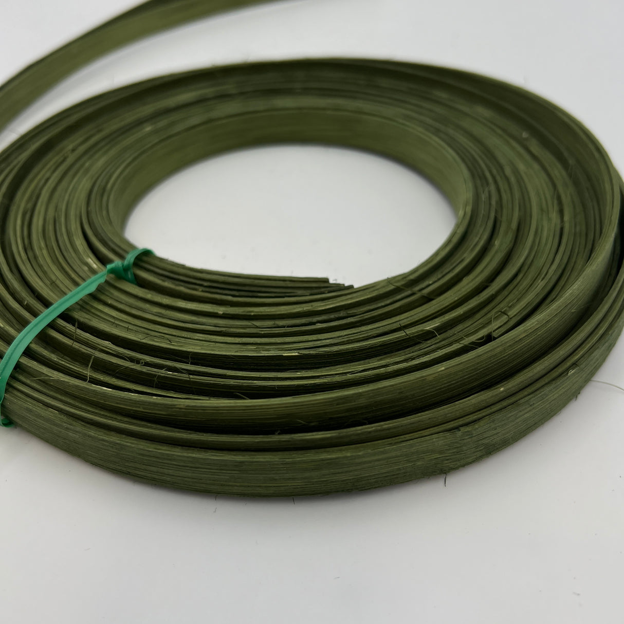 Moss Green - 1/2" Flat - Dyed Reed (1/4 lb coil)