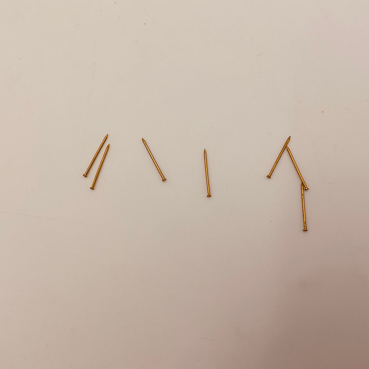 1 inch Brass Pins 18 gauge - 1/2 oz. package
