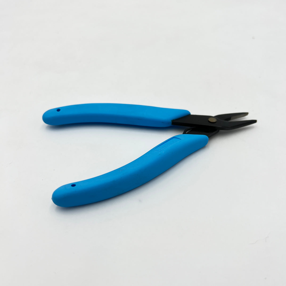 Serrated-Jaw Longnose Pliers by Xuron