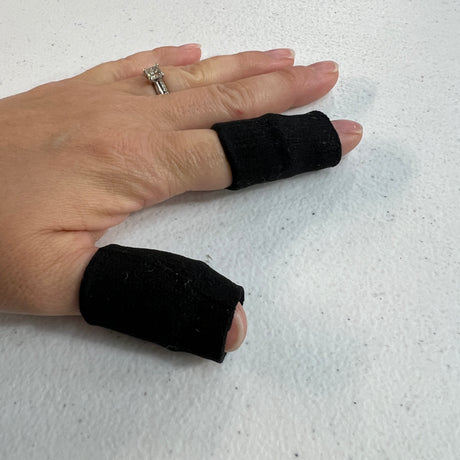 Finger sleeve protectors