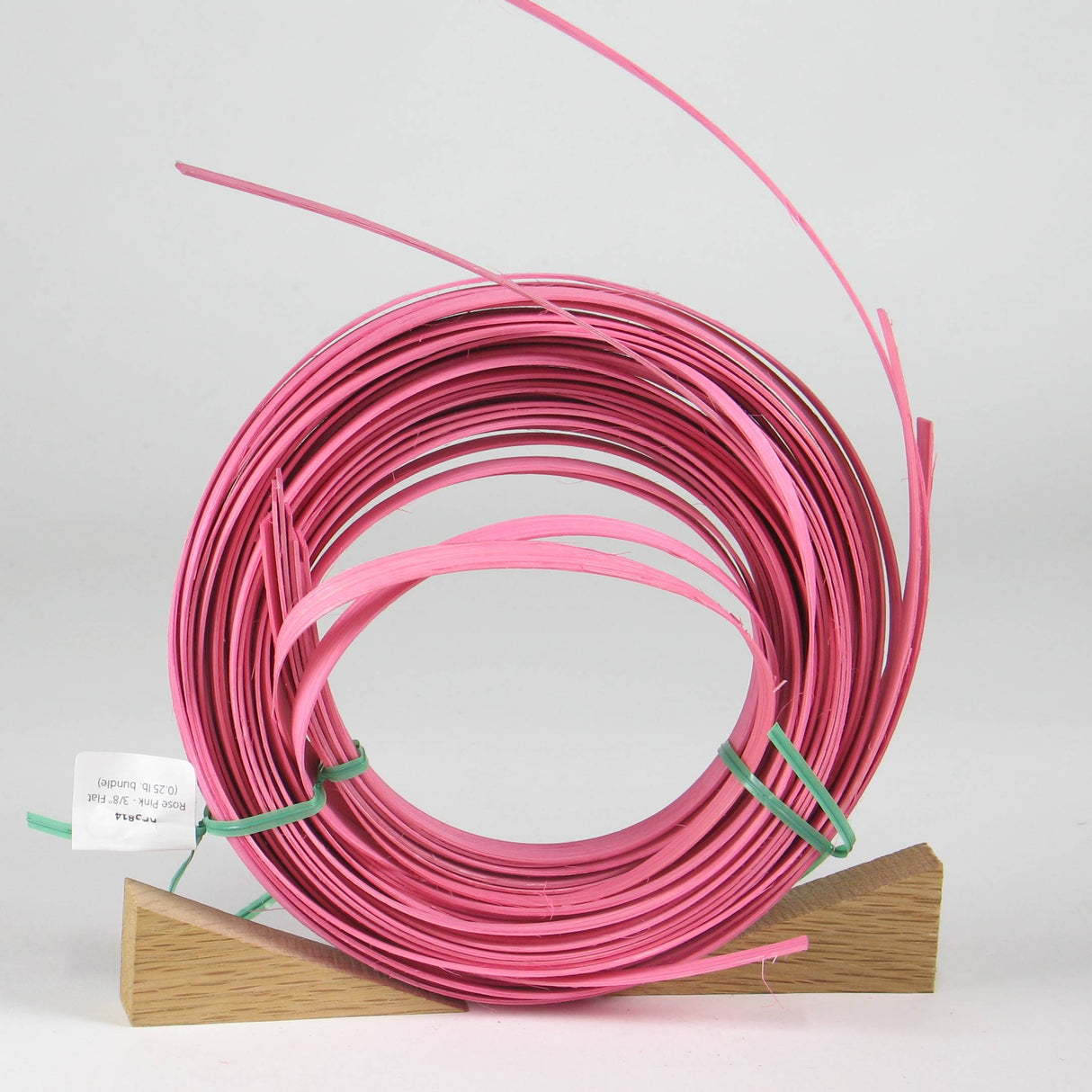 Rose Pink - 3/8" Flat (0.25 lb. bundle)